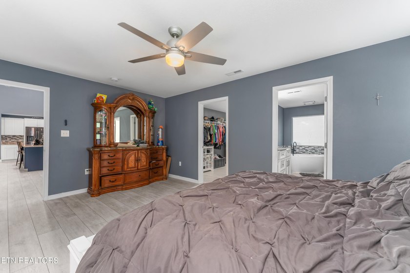 Nestled on a private 1.39-acre cul-de-sac lot in the desirable - photo 26