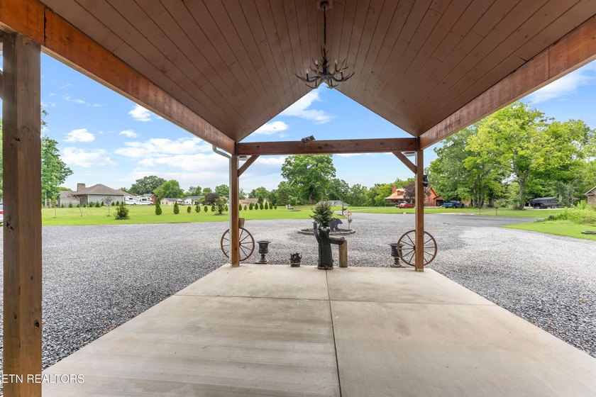 Nestled on a private 1.39-acre cul-de-sac lot in the desirable - photo 29