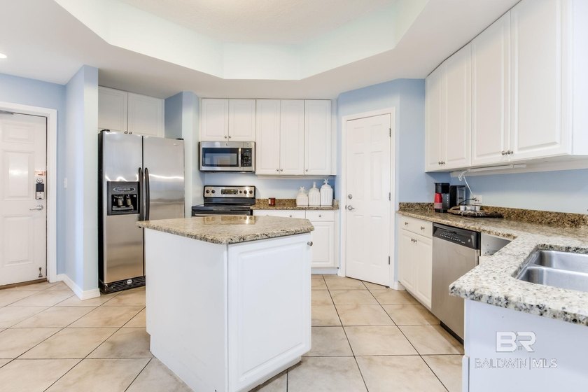 Waterfront, Fully Furnished Condo with Deeded Boat Slip &amp; - photo 4