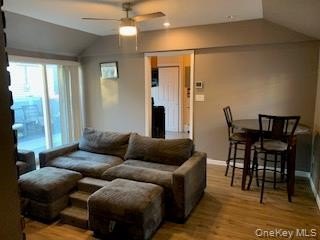 This Is The Deal Of The Year! Beautiful Unit In Mint Condition - photo 11