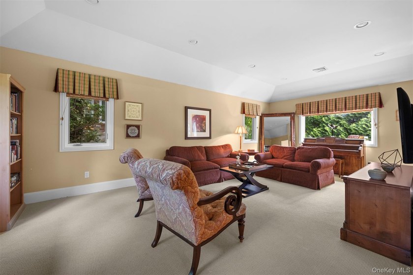 Wonderful Center Hall Colonial Located In The Desirable - photo 18