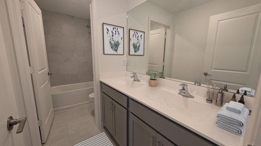 Beautifully 4-bedroom, 3 full bath home offering spacious living - photo 24