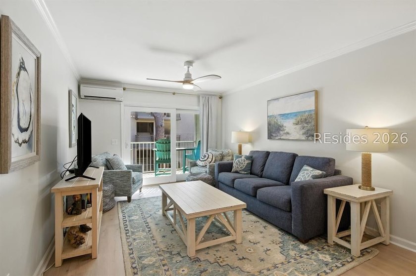 Rarely available oceanfront residence in the coveted Beachwood - photo 11