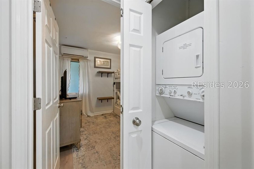 Rarely available oceanfront residence in the coveted Beachwood - photo 29