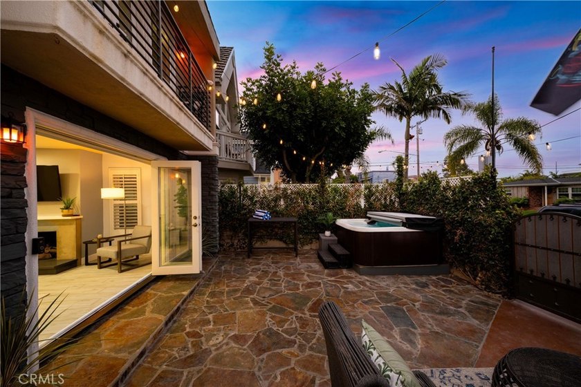 Experience the essence of coastal sophistication in this - photo 13