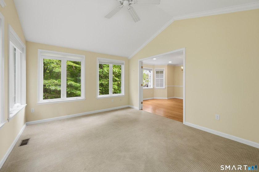 Welcome to 20 Pequot Court! These original owners have - photo 17