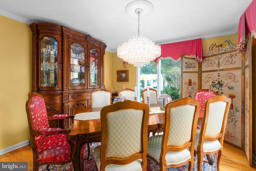 An exceptional waterfront-community home in the highly - photo 20