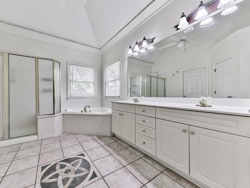 Fantastic opportunity in BridgeMill Golf &amp; Country Club! One of - photo 42