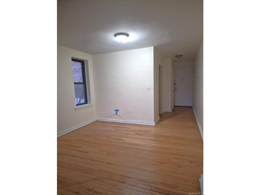 Located in the highly desirable neighborhood of Forest Hills - photo 8
