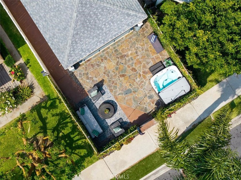 Experience the essence of coastal sophistication in this - photo 51
