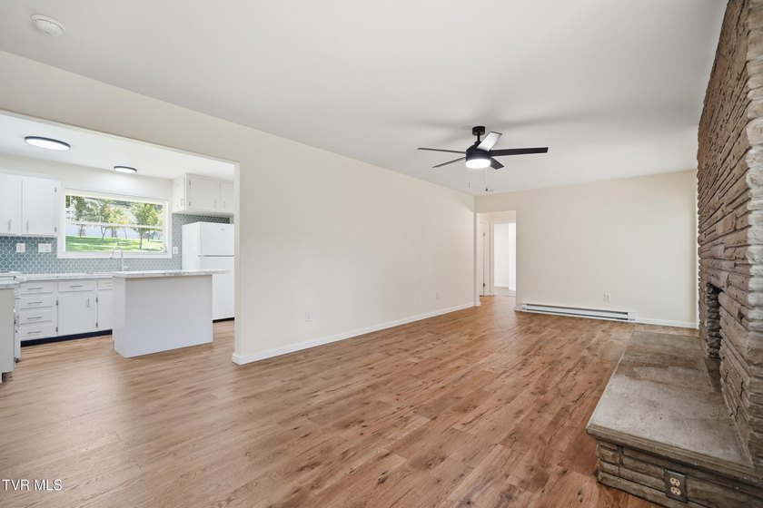 Welcome to your own slice of Boone Lake paradise! If you've been - photo 16