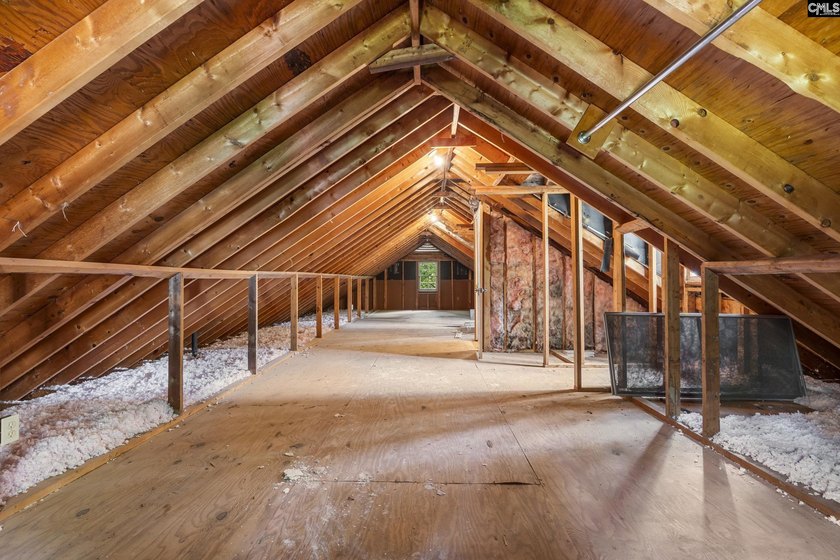 Welcome home to this beautifully updated move in ready 3-bedroom - photo 24