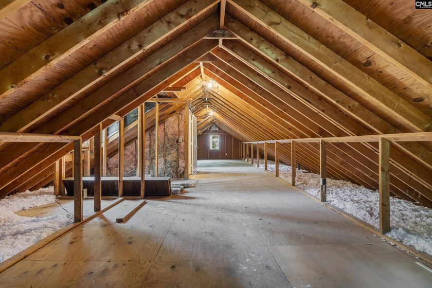 Welcome home to this beautifully updated move in ready 3-bedroom - photo 25