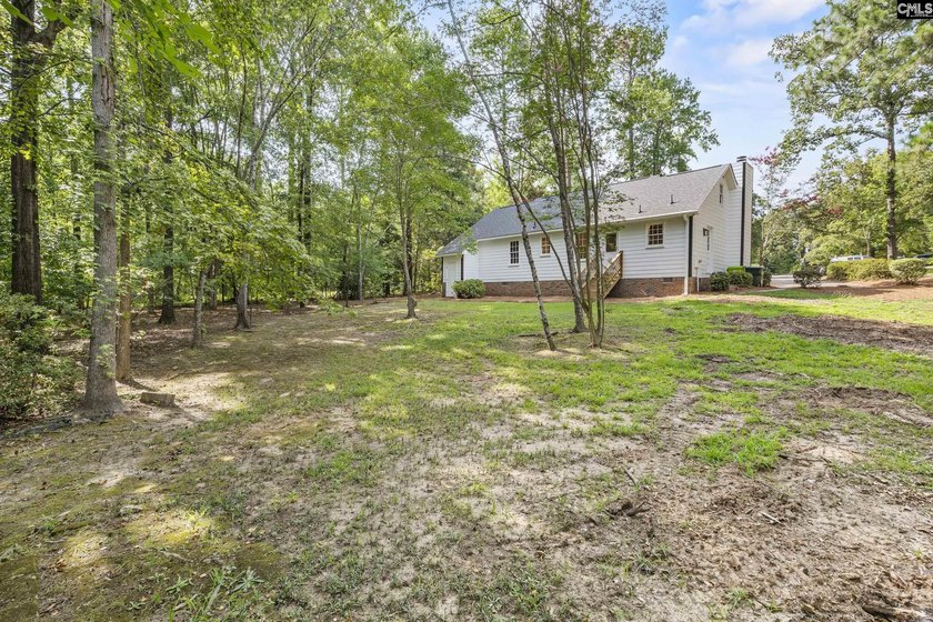 Welcome home to this beautifully updated move in ready 3-bedroom - photo 27