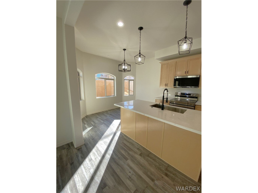 Looking for a luxurious, beautiful GROUND floor condo that feels - photo 22