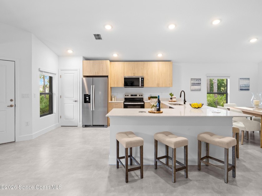 Brand-new contemporary duplex with no HOA, offering the perfect - photo 8