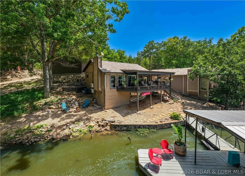 Privacy, gentle lakefront living, and room to enjoy everything - photo 49