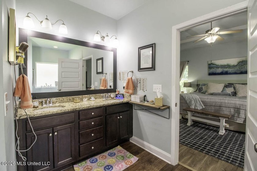 Better than new! This beautiful home sits in the coveted - photo 18