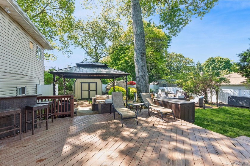 A MUST-SEE TURN KEY, UPGRADED, &amp; PRICED TO SELL HOME!!!! Move-in - photo 24