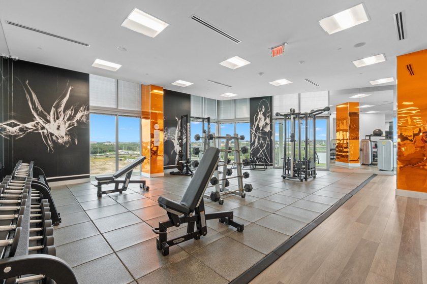ABSOLUTELY GORGEOUS FULLY RENOVATED CONDO | PRESTIGOUS NEW - photo 30