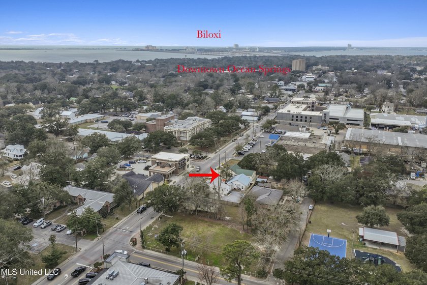Disclosure: This commercial-zoned property currently operating - photo 32