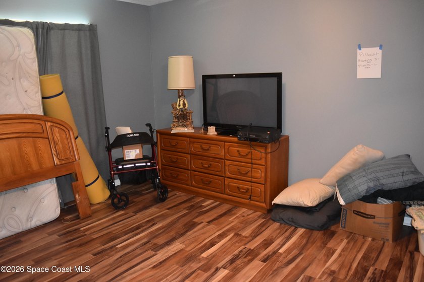 Opportunity awaits with this 3-bedroom, 2-bath home in a - photo 6