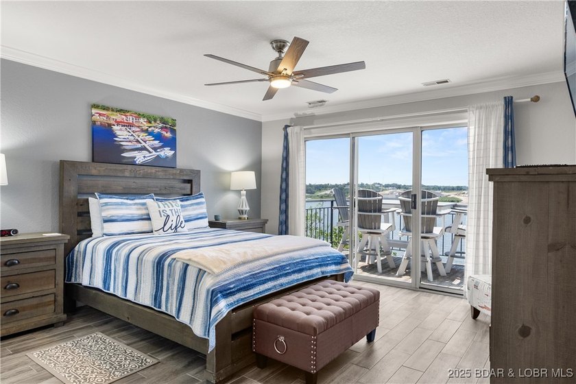 WHAT A VIEW! Freshly remodeled with custom showers and new - photo 21
