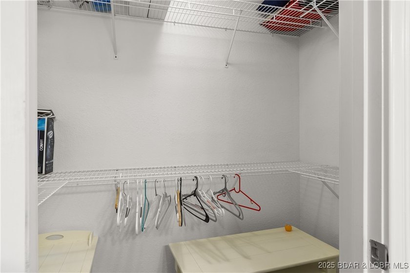 WHAT A VIEW! Freshly remodeled with custom showers and new - photo 30