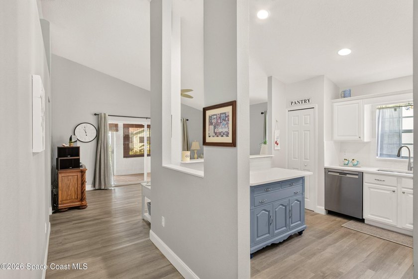 Located in the highly desirable gated community of South Oaks - photo 6