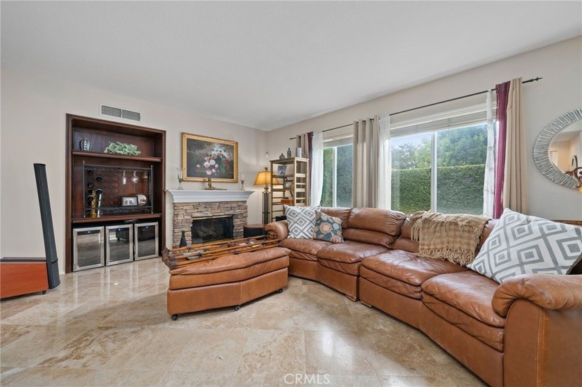 Welcome to 2712 Ashwood - over 3,000 square feet of comfortable - photo 10