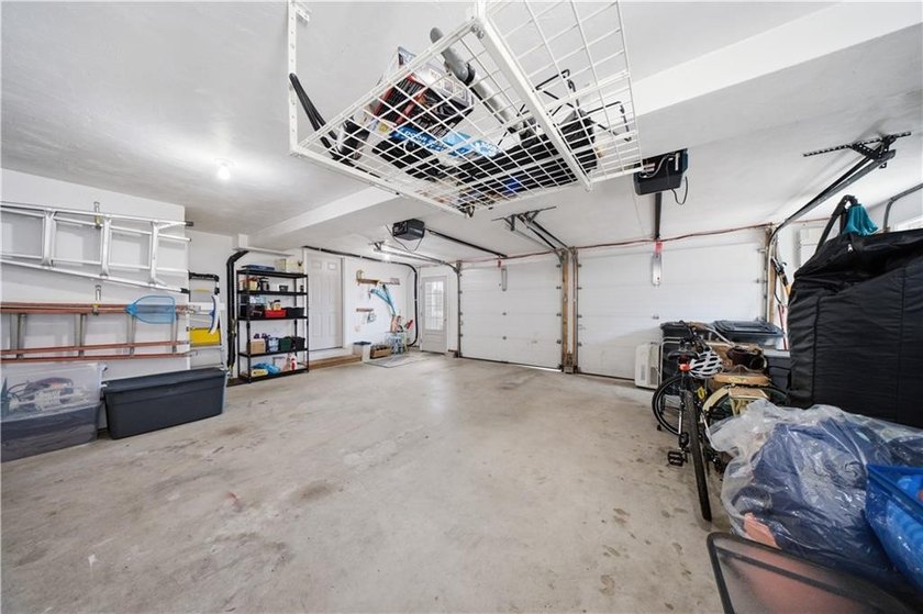 Beautifully updated and thoughtfully designed, this spacious - photo 36