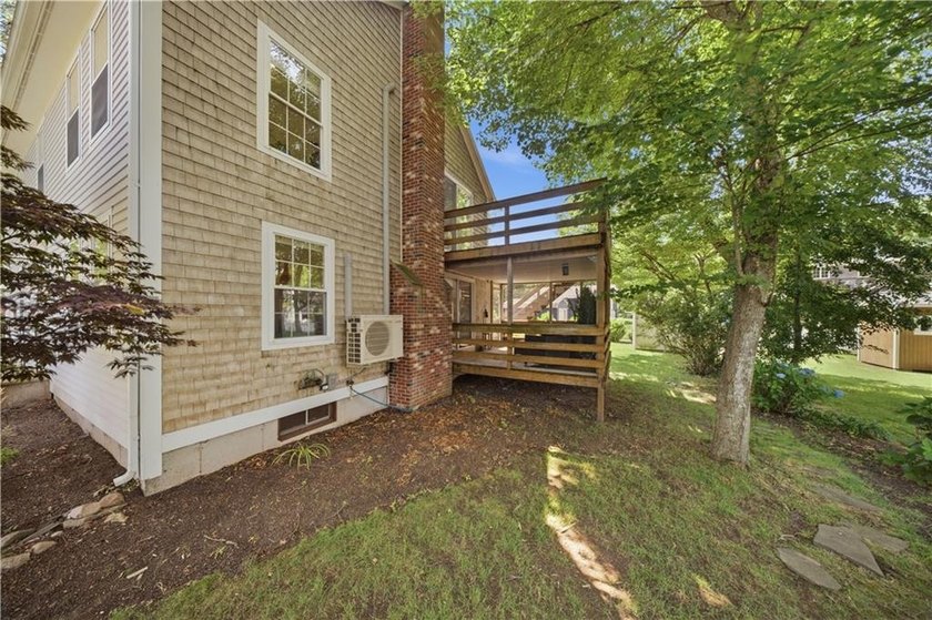 Beautifully updated and thoughtfully designed, this spacious - photo 42