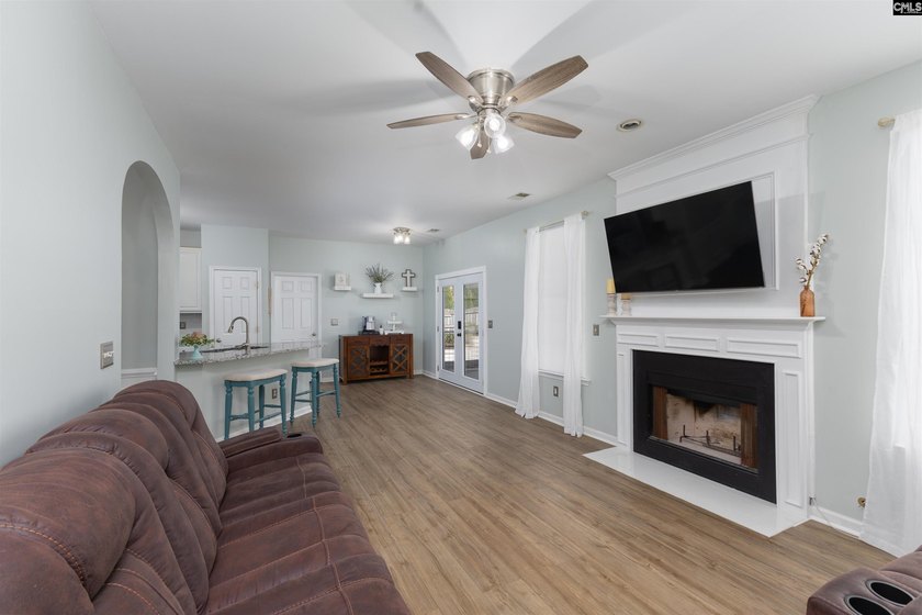 Welcome to 400 Buckthorne Drive in Lexington's desirable - photo 13