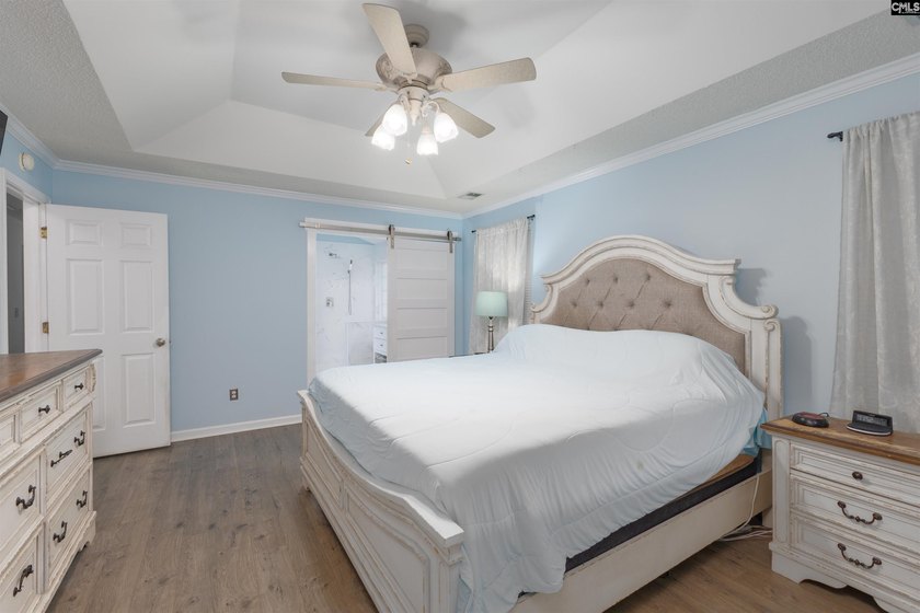 Welcome to 400 Buckthorne Drive in Lexington's desirable - photo 16