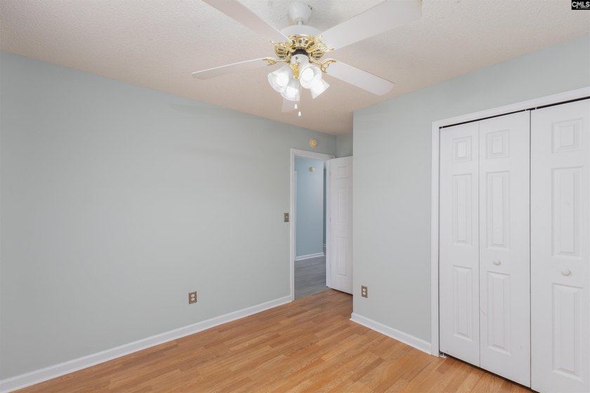 Welcome to 400 Buckthorne Drive in Lexington's desirable - photo 23