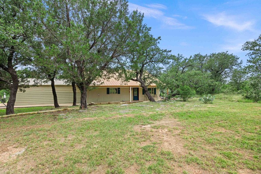 An exceptional opportunity to own a premier Colorado River ranch - photo 13