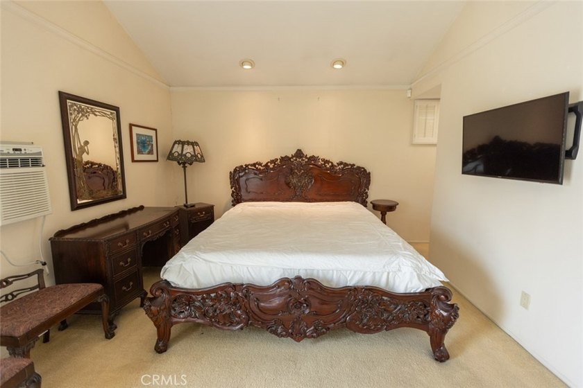 Welcome to prestigious Humboldt Island, nestled within the - photo 27