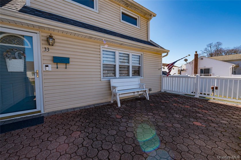 Opportunity awaits! Do not miss out on this gorgeous split level - photo 42