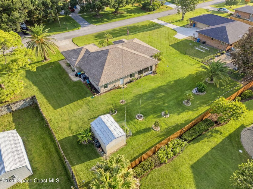 One of the finest opportunities in highly sought-after Lockmar - photo 4