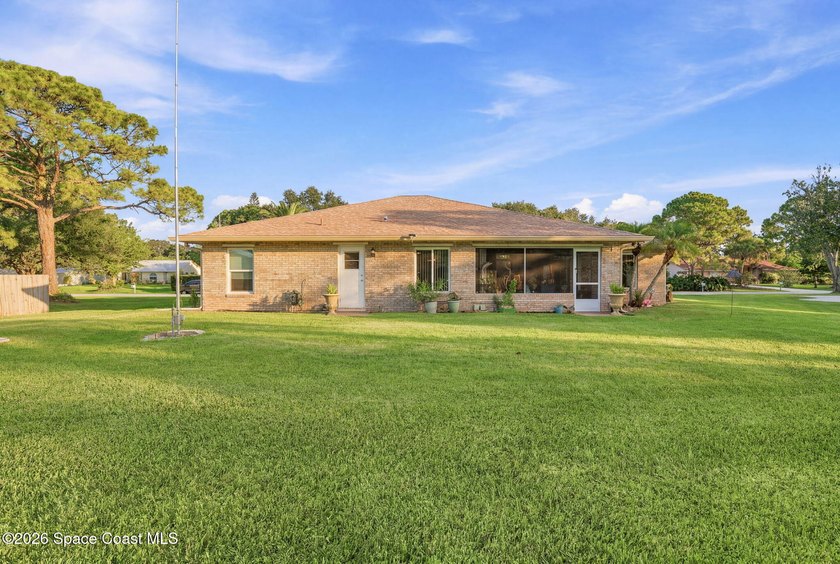 One of the finest opportunities in highly sought-after Lockmar - photo 5