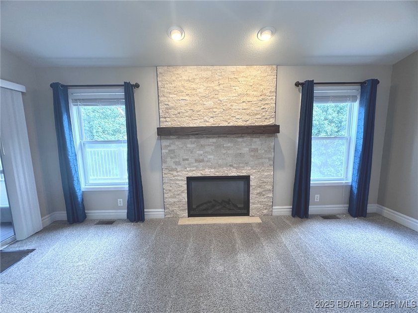 PRIME LOCATION in the heart of Osage Beach! IMPECCABLE - photo 7