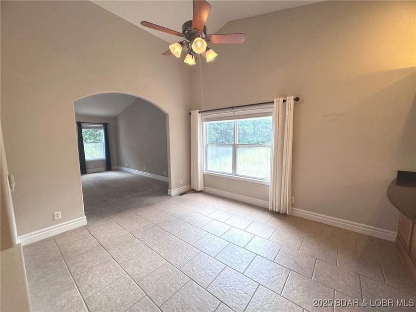 PRIME LOCATION in the heart of Osage Beach! IMPECCABLE - photo 9