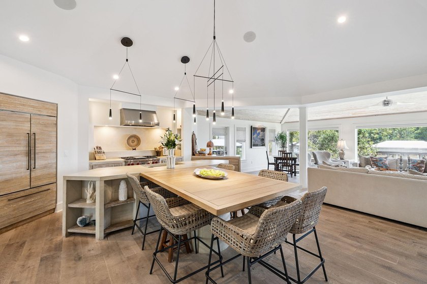 Welcome to this stunning waterfront retreat in historic Point - photo 30