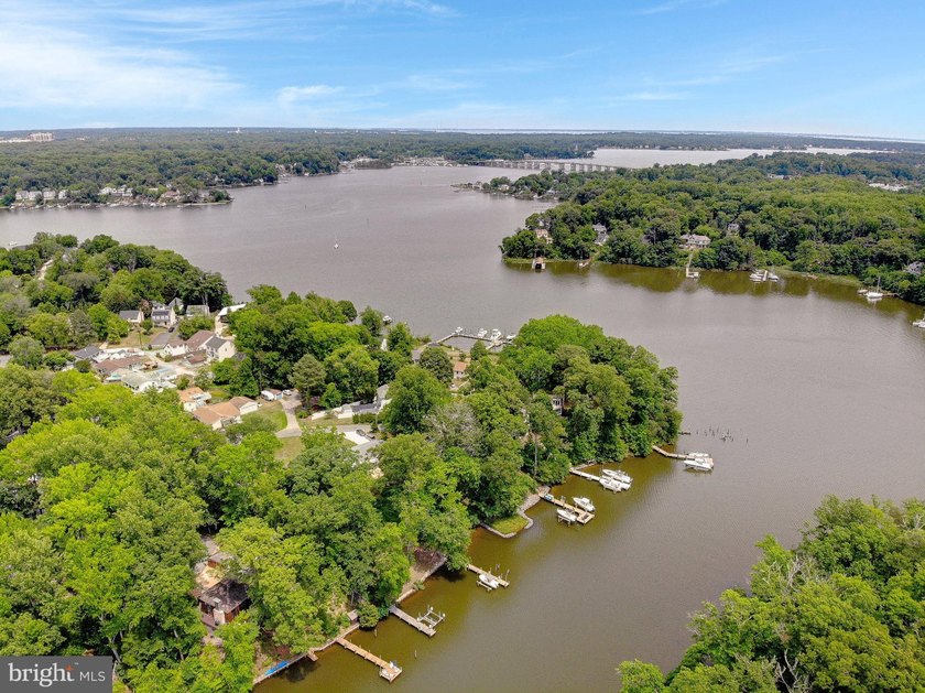 Discover the possibilities of waterfront living on beautiful - photo 23