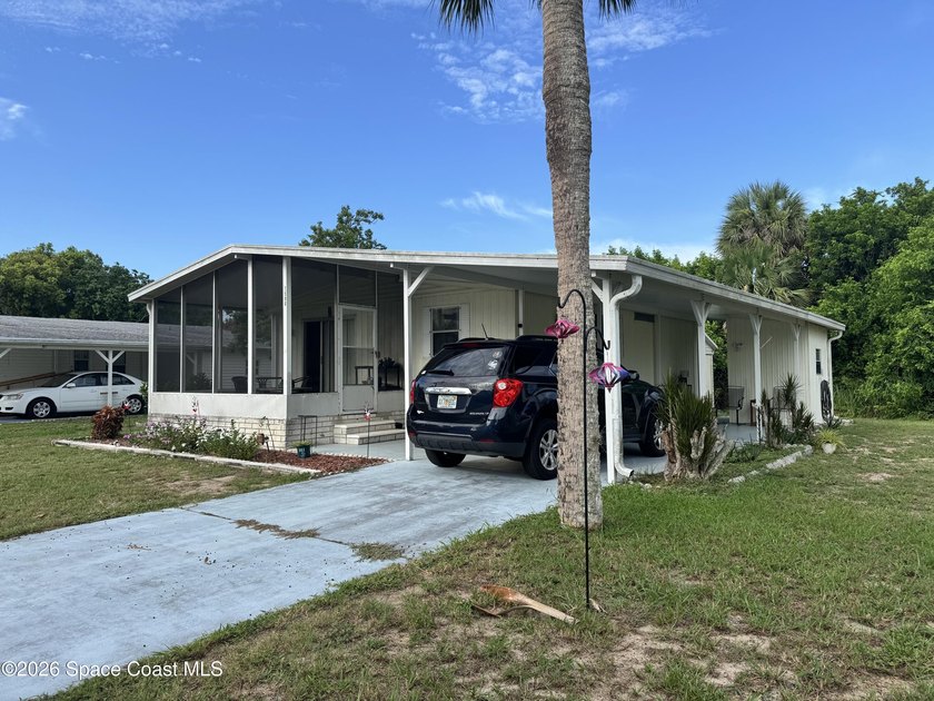 Charming, manufactured home located on the perimeter of an adult - photo 5