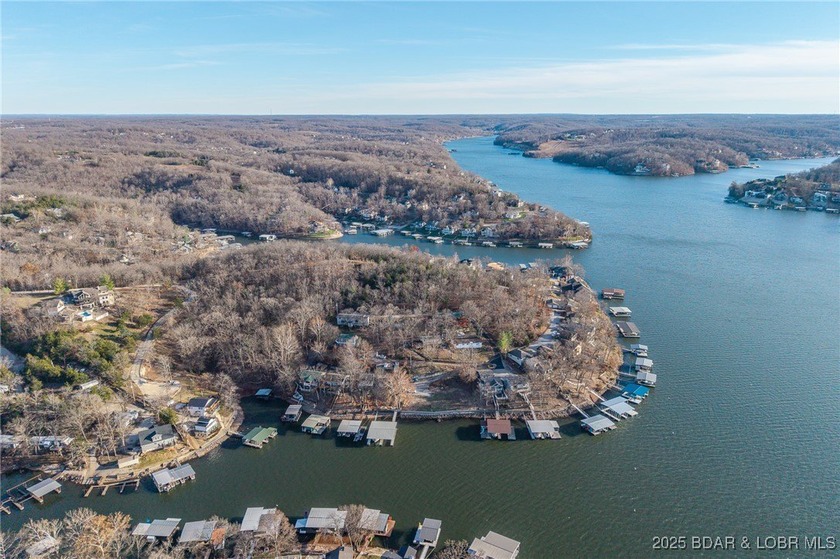 Rare Double Lakefront Lot in Highly Desirable Linn Creek Cove! - photo 8