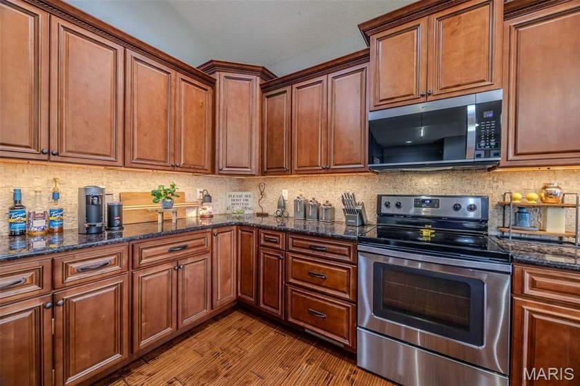 Stunning villa in the gated, resort-style community of Old - photo 16