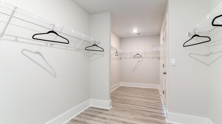 Stunning 4-Bedroom, 3-Bathroom Two-Story Home with Flexibility - photo 24
