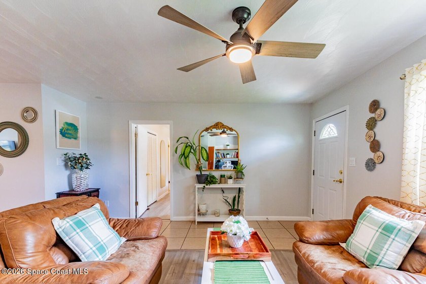 Escape the ordinary! This move-in-ready 4-bedroom, 2-bath home - photo 6