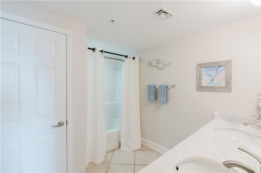 Welcome to Sanibel, where coastal luxury and convenience meet in - photo 12